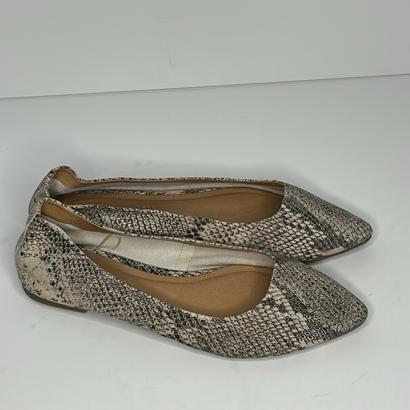 Anthropologie Snake Pattern Leather Pointed Toe Flats - Picture 3 of 14